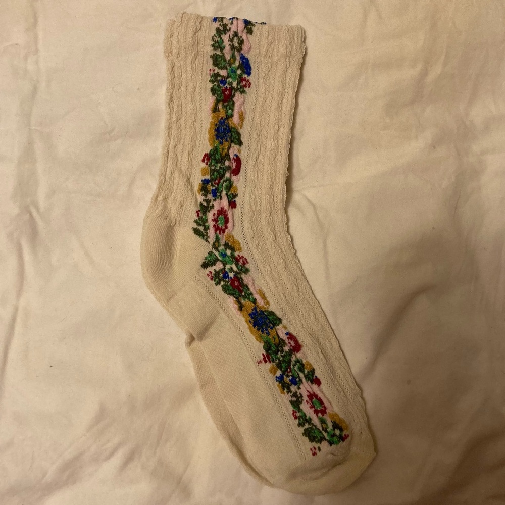 Colorful Floral Patterned Socks - Picture 6 of 10